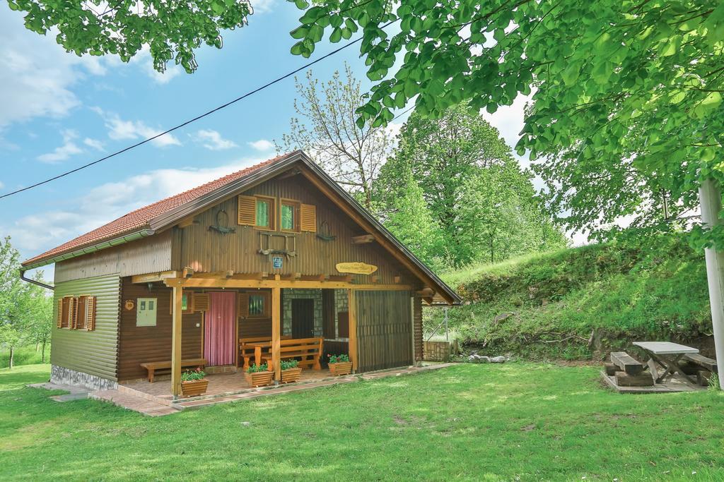 Holiday Home Trzan Josipdol Exterior foto