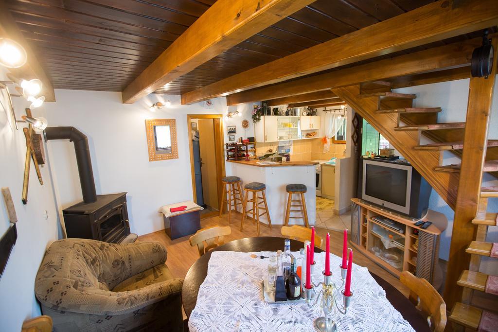 Holiday Home Trzan Josipdol Exterior foto